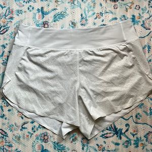 Athleta Run With It 3.5” Printed Short